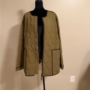 Quilted collarless jacket in olive green